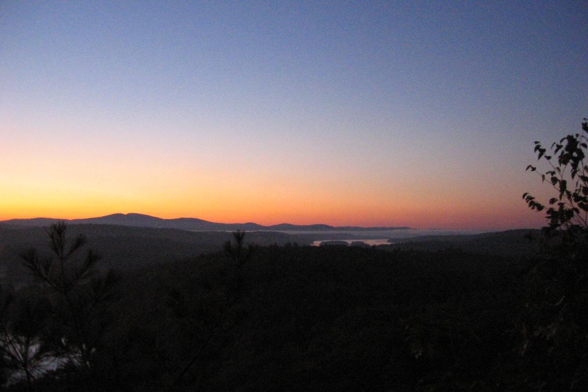 Sunrise at Crockett's Ledge
